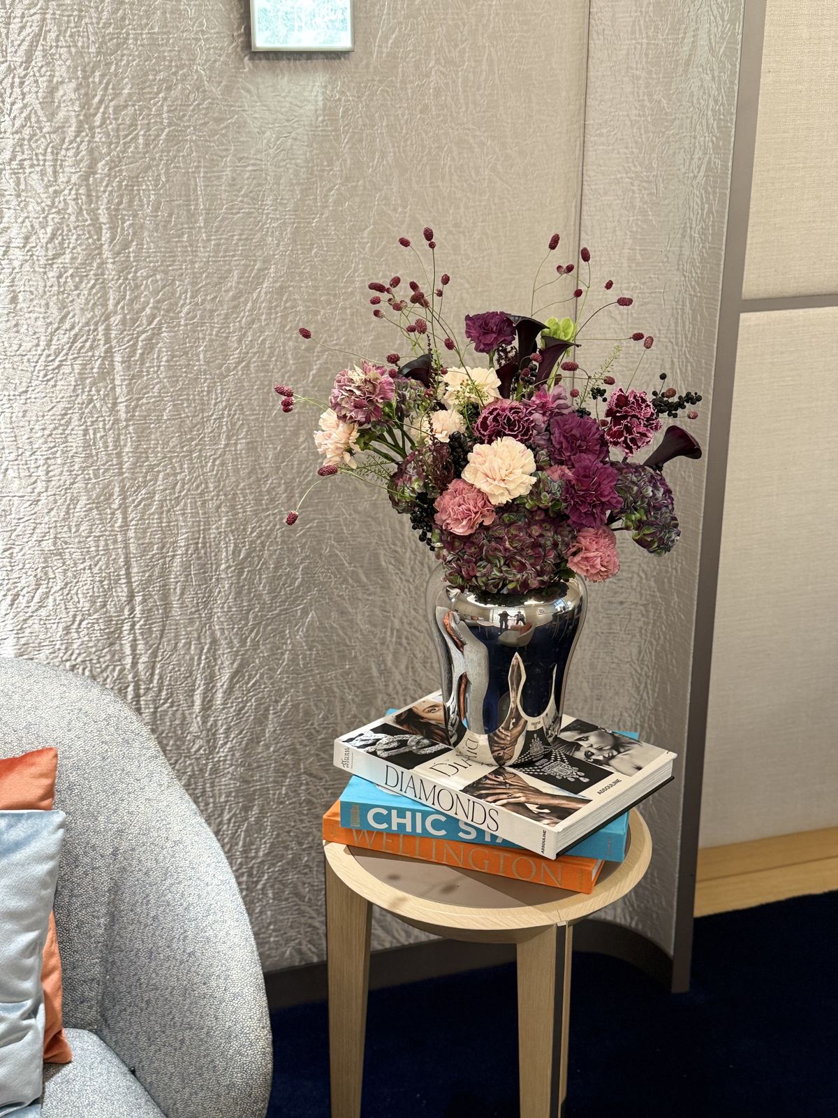 Corporate flowers by 8 Flora